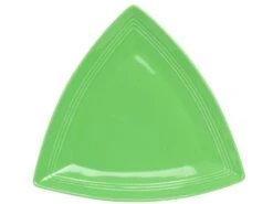 Tuxton CTZ-1248 Cilantro Concentrix China Triangle Plate 12-1/2" - 6 Pcs